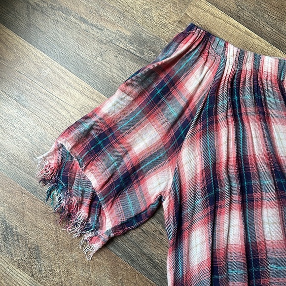 Easel Flannel/Fringe Top- Large- Rose/Navy Flannel - Picture 3 of 5